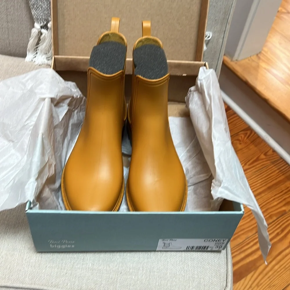 Toni Pons Rain Ankle Boot in Ocre, U.S. Size 8 - Picture 6 of 8
